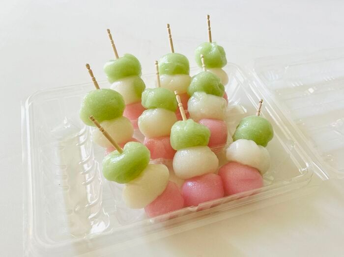 スーパーの『3色団子』を大量生産する方法。このサイズ感がちょうどいいんです♪