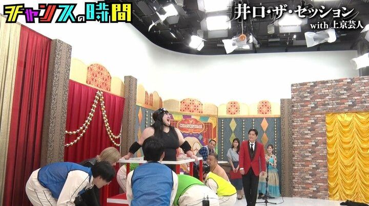 【写真・画像】オダウエダ植田、神輿で担がれるも芸人ら悲鳴「無理無理！」 2枚目
