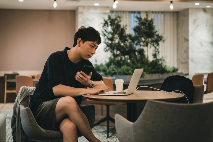 ビジネスシーンでハーフパンツを着用しても問題ない？（画像はイメージ）