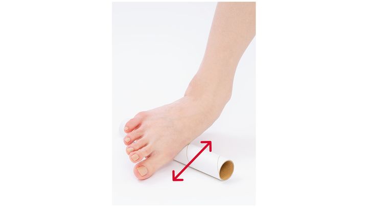 足の不調のカギは、小指にあった!? 寝指が目覚める、ほぐしストレッチ