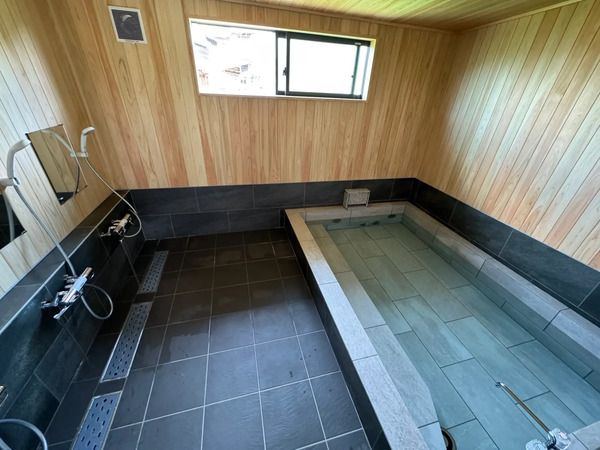 【静岡県伊豆市】築100年以上の古民家を活用した、植木カットデザイナー育成研修施設開設！