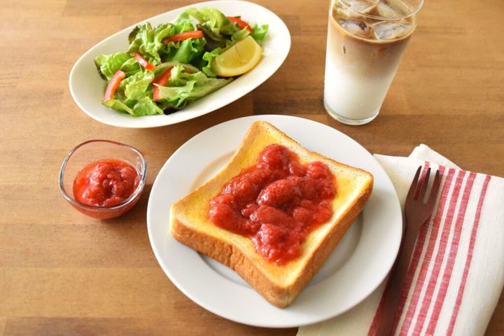 バター＆手作りいちごジャムトースト