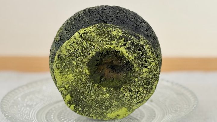 苔玉っぽいけど「マジ美味い」【ローソン】の大人気コラボスイーツって？