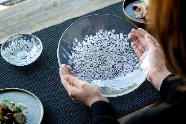 伝統工芸品「津軽びいどろ」、夏の食卓に涼をもたらす「雪うつし」シリーズ第二弾発売