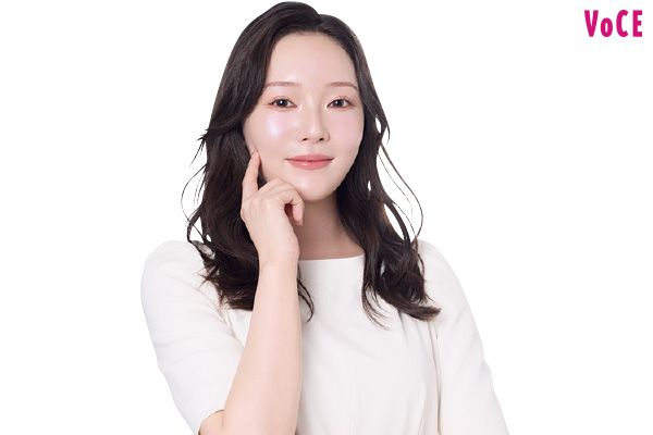 剱持百香