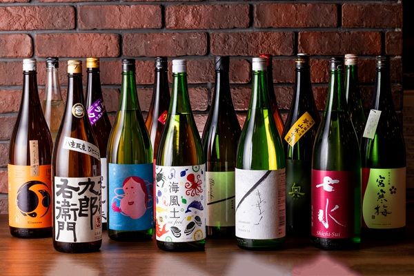 【東京都豊島区】100年続く魚屋の目利きによる鮮魚を炉端焼きで！池袋に隠れ家酒場「炉端 さかずき」誕生