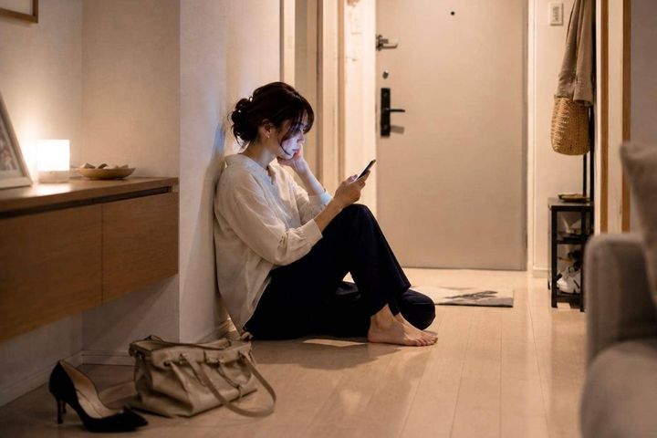 「会えない時間、何してるの？」不倫中、心が苦しくなってしまう瞬間