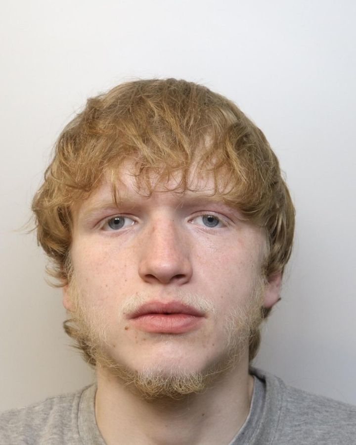 画像: 出典：Sun 警察沙汰になったイギリスに住む36歳の男性