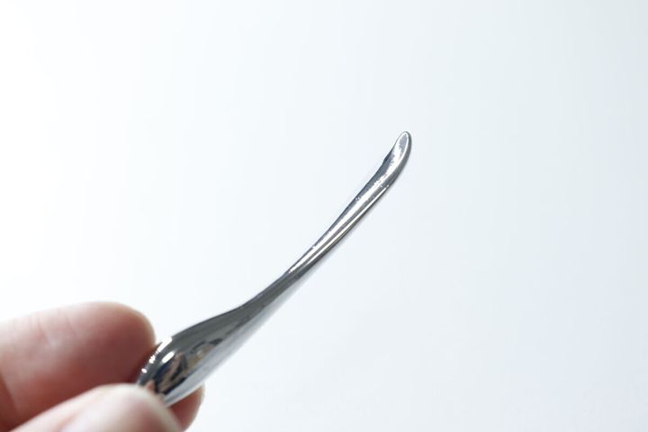 ダイソーのフェイシャルスティック（T型）のスパチュラ