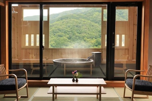 【神奈川県湯河原町】ゆがわら風雅が5周年プラン発売！特典にみかんの土産や季節限定のセルフ抹茶体験など