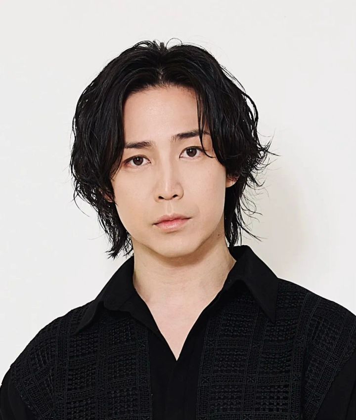 ナポリタンとラーメンと白いクロワッサンが並ぶ神奈川企画の商品紹介ビジュアル