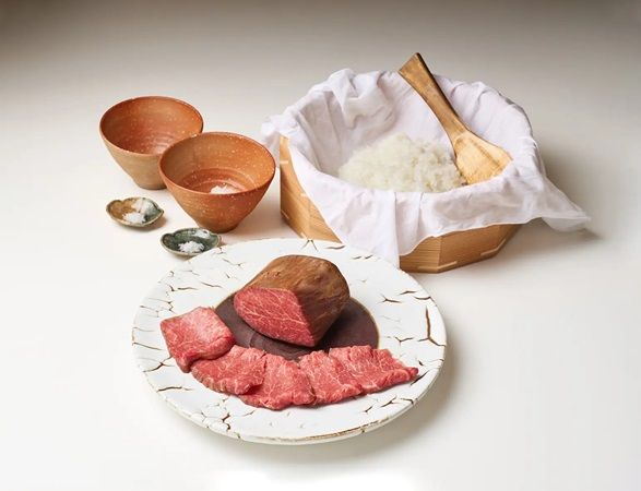 【京都府京都市】京都・祇園の「祇園 肉料理おか」がシャトーブリアンの熟成肉ローストビーフを限定販売