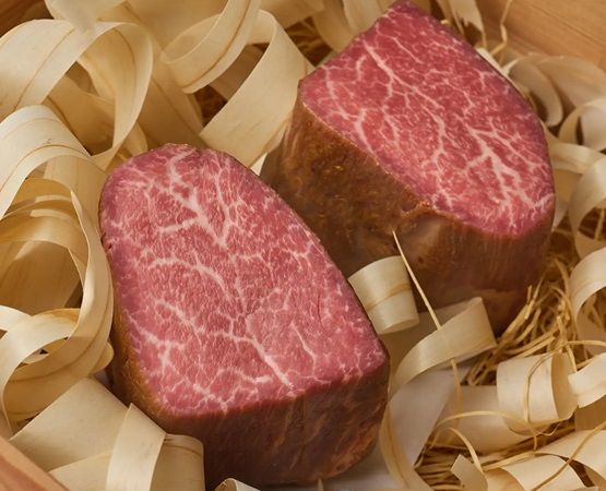 【京都府京都市】京都・祇園の「祇園 肉料理おか」がシャトーブリアンの熟成肉ローストビーフを限定販売