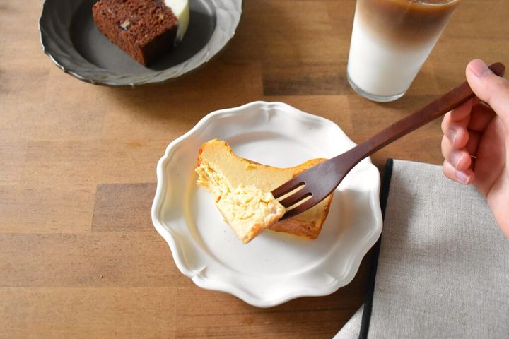 粉の日のなめらかチーズケーキ