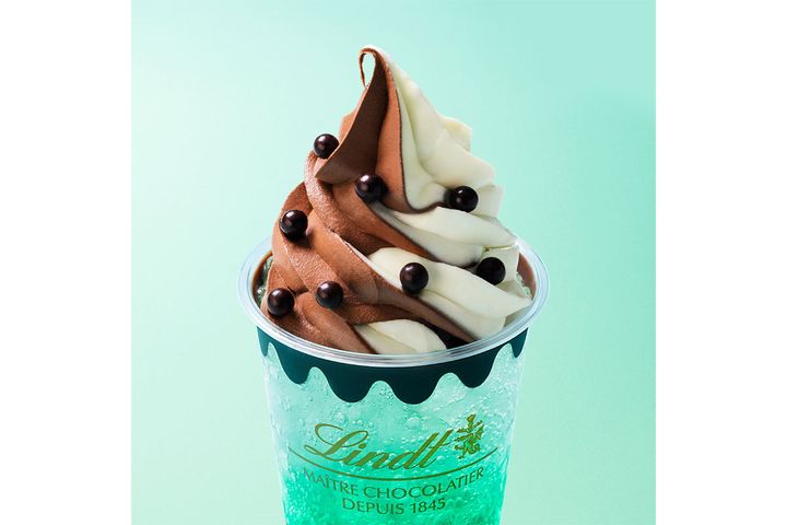 チョコミント ソーダフロート／￥798（税込み）