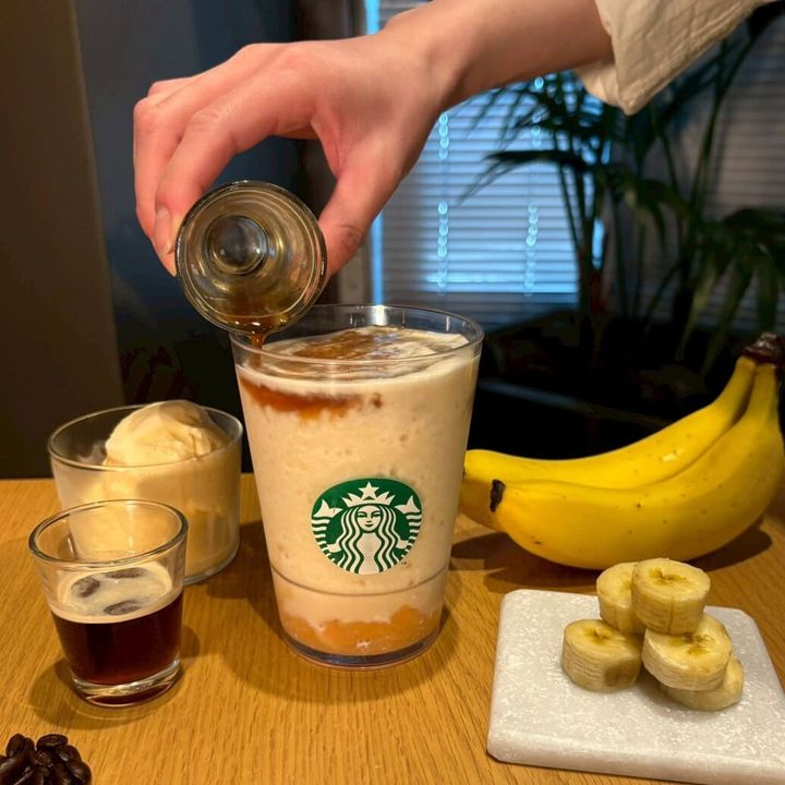 スターバックス バナナ アフォガートフラペチーノ®