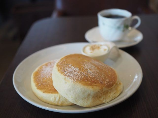 リコッタパンケーキとコーヒー