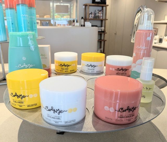 Curly Meのスタイリングジェル・カールクリームなど製品ラインナップ