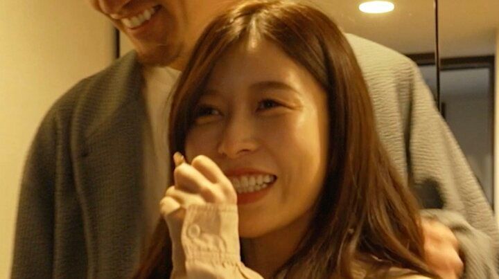 【写真・画像】「女性の形跡を…」 34歳美人社長、年収3000万婚約者との自宅デートで歯ブラシ3本を徹底追求 1枚目