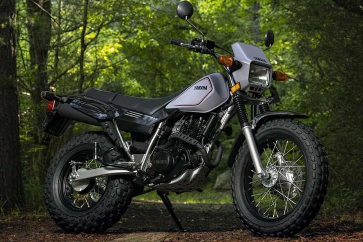 YAMAHA TW200（2026）