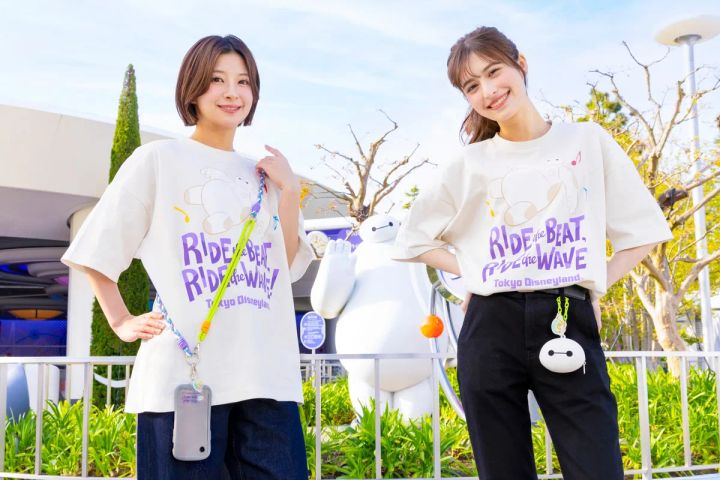 東京ディズニーリゾートの夏向けグッズとメニュー