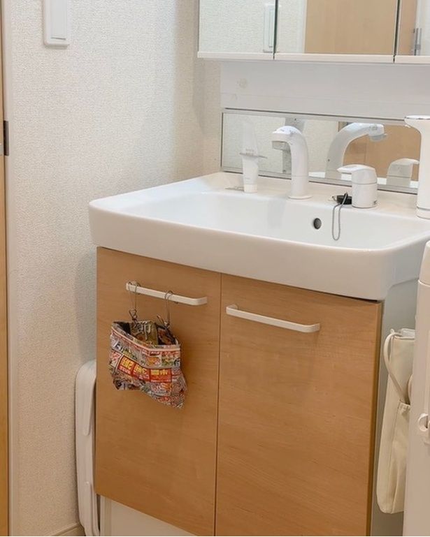 フリーペーパーで作ったゴミ袋を利用 (C)のものも