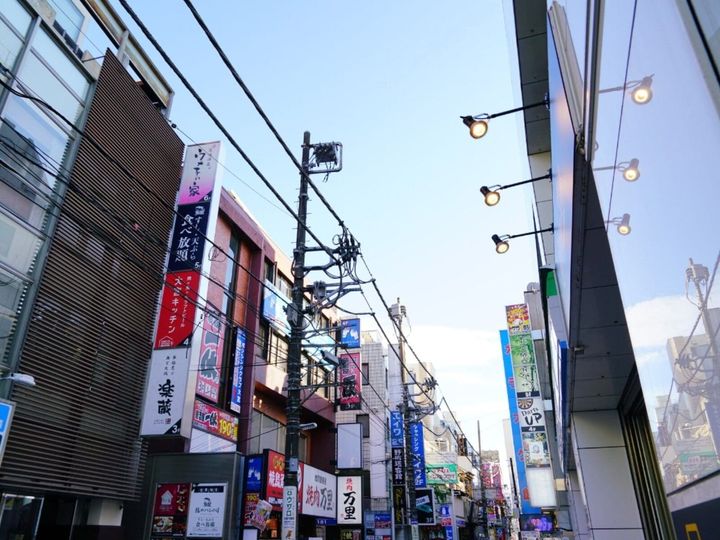 All About ニュース編集部が全国250人を対象に実施した「繁華街＆歓楽街に関するアンケート」の調査結果から、好き＆行ってみたい「埼玉県の繁華街＆歓楽街」ランキングを発表！ 2位「南銀座通り」を抑えた1位は？