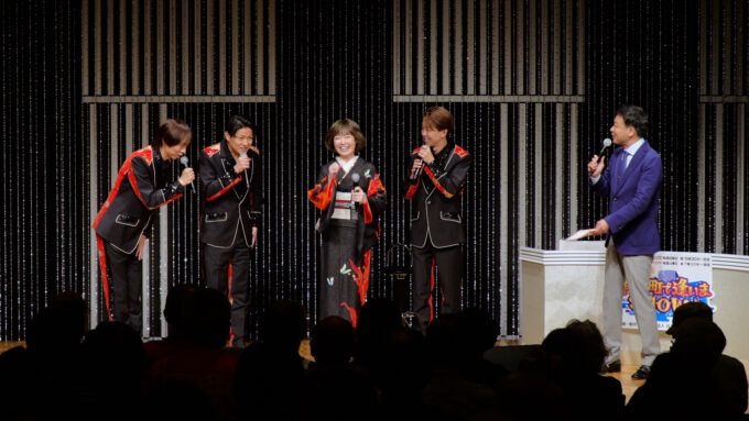 田川寿美、LAST FIRST、中山秀征