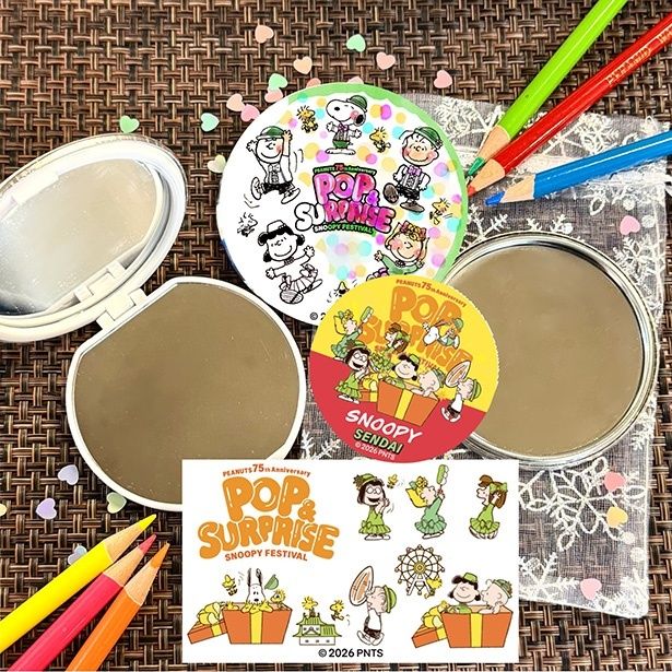 「缶バッジ」(1650円)、「缶ミラー」(1650円)、「コンパクトミラー」(2200円)