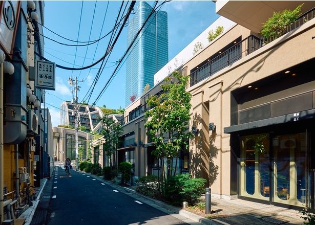 新しい体験を通してコーヒーの価値を見出す気鋭のショップ。神谷町駅2番出口が最寄り