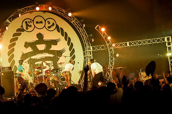 【山口県長門市】初開催で1万人超を動員！エンタメフェスの「NAGATO DAWN FEST」