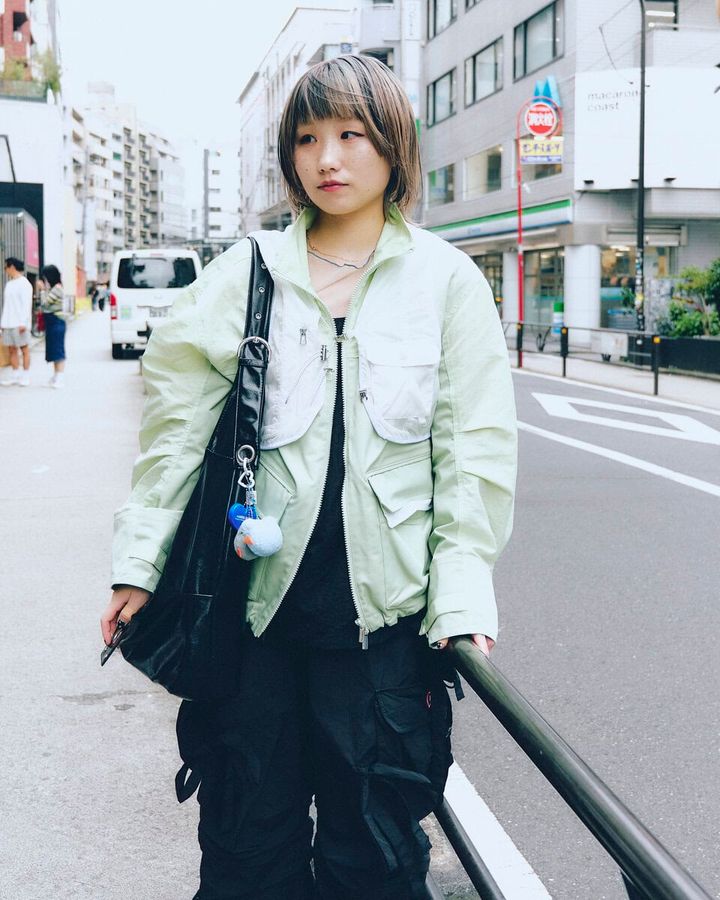 【20代スナップ＠渋谷】MSSDのミリタリーパンツが絶妙なニュアンスを演出