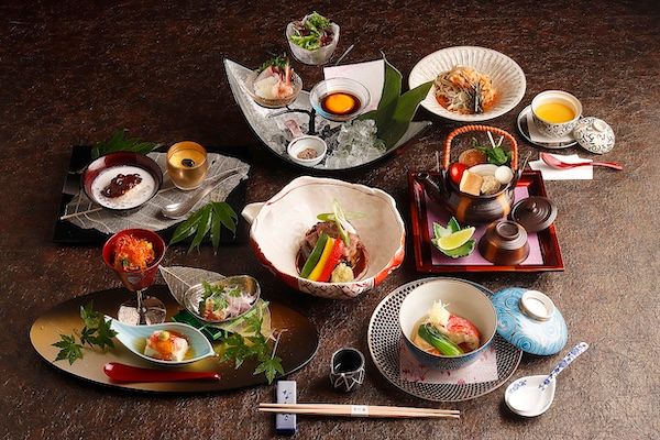 【東京都新宿区・中央区】なだ万×ユウキ食品の特別コース登場！新宿なだ万賓館・日本橋なだ万で期間限定提供
