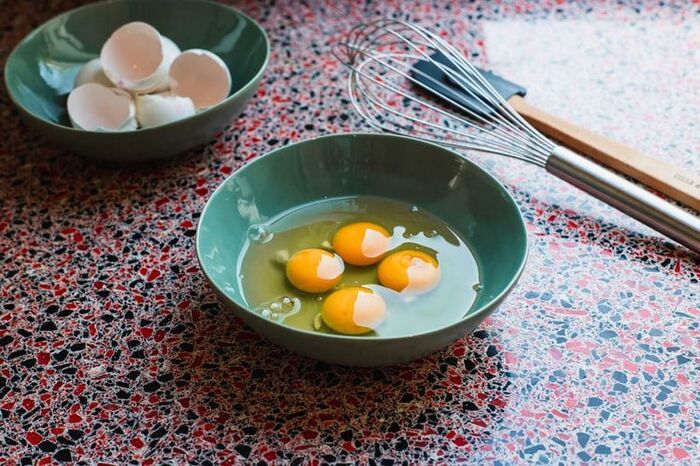 「卵」と「玉子」どう違うの？実は使い分けがあった！知らないと迷う日本語の豆知識