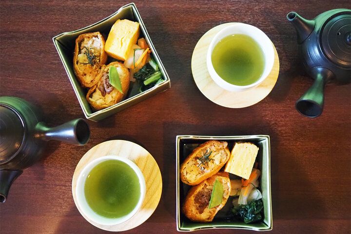 ９月末まで♪ 老舗茶屋で庭園を眺めながら