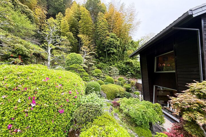 ９月末まで♪ 老舗茶屋で庭園を眺めながら