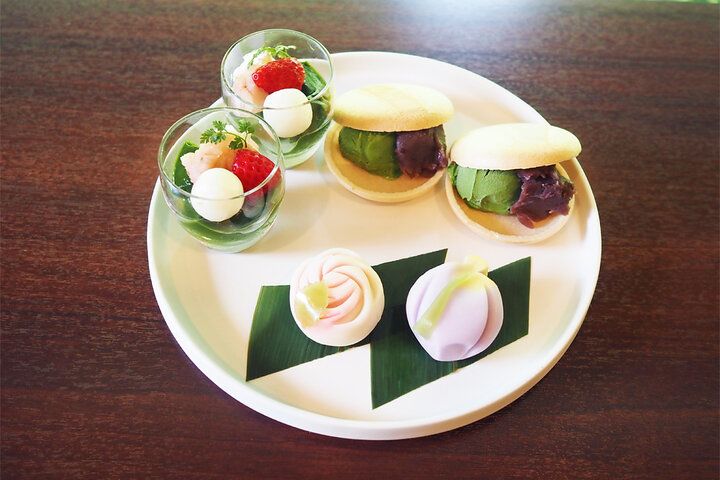 ９月末まで♪ 老舗茶屋で庭園を眺めながら