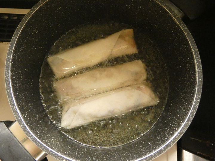おかずにもおつまみにもピッタリ！「豚肉とナスの春巻き」