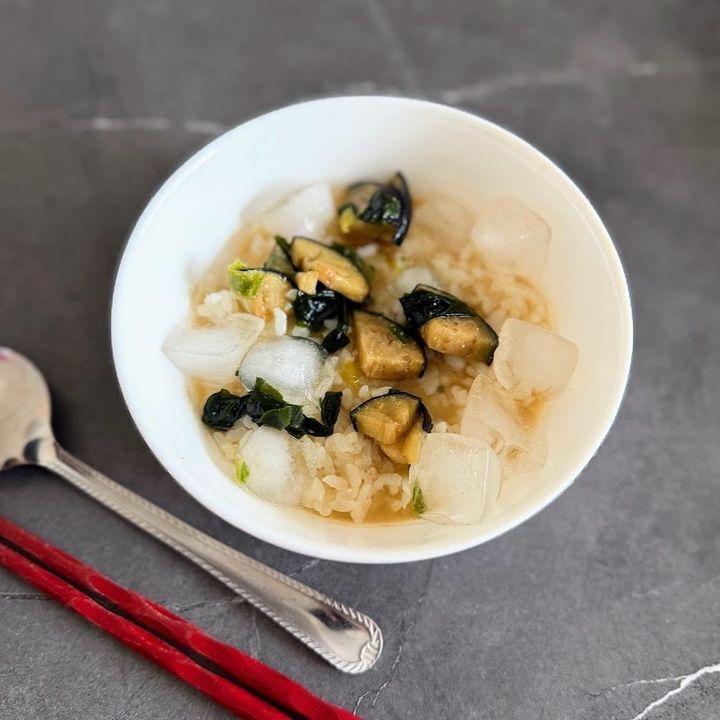 暑い日にも手間なく簡単にサラサラ食べられる！「氷おみそ汁丼」を試してみた！