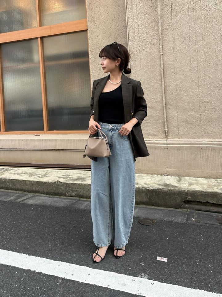 2026初夏大人女性おすすめジャケットワイドデニムコーデ