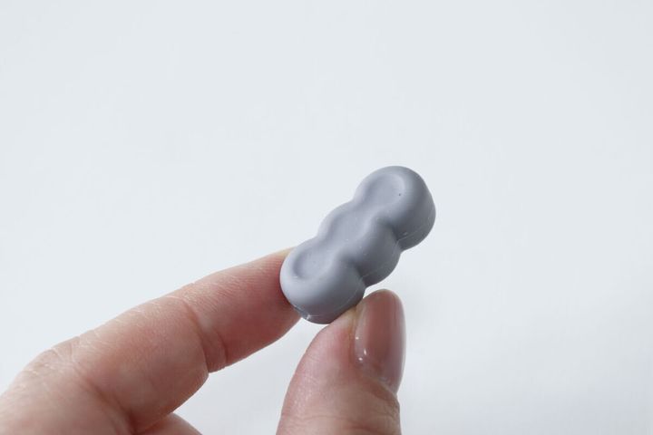 ケーブルホルダーマグネットタイプ（2個） 形状