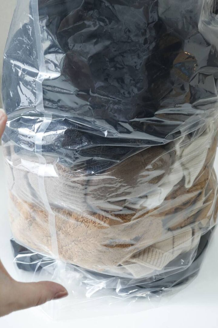 マチ付き圧縮袋押し入れハーフケース用 収納