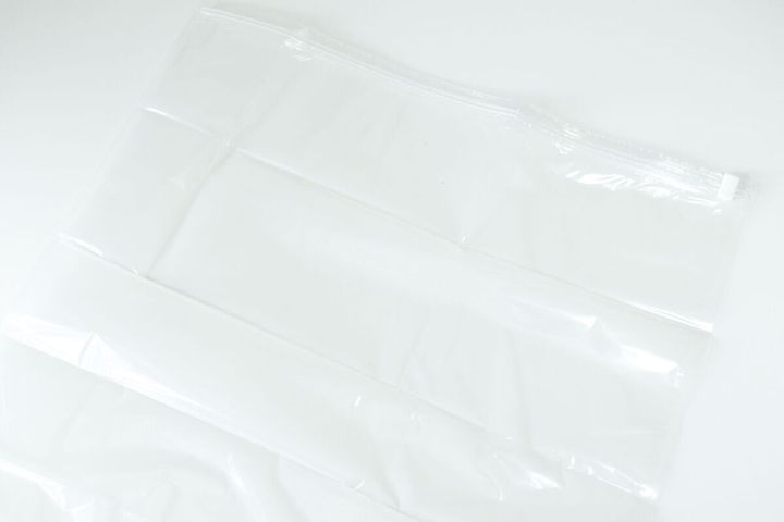 マチ付き圧縮袋押し入れハーフケース用 中身