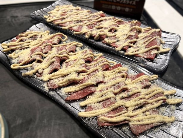 口に入れた瞬間、トリュフの香りと肉の旨味が上品なハーモニーを奏でる！