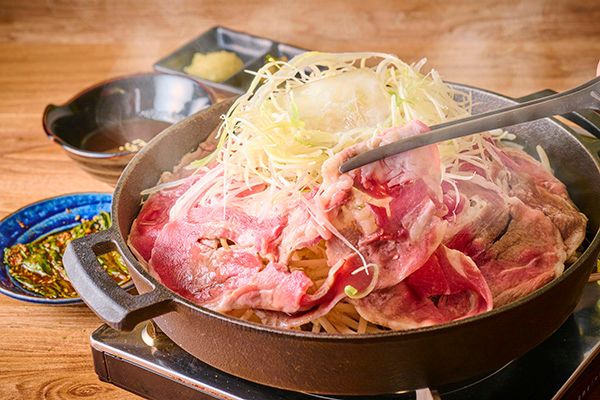 【東京都港区】6月土曜・祝日限定！「肉酒場 ケナシバ」に黒毛和牛の「牛寿司4種食べ放題」登場