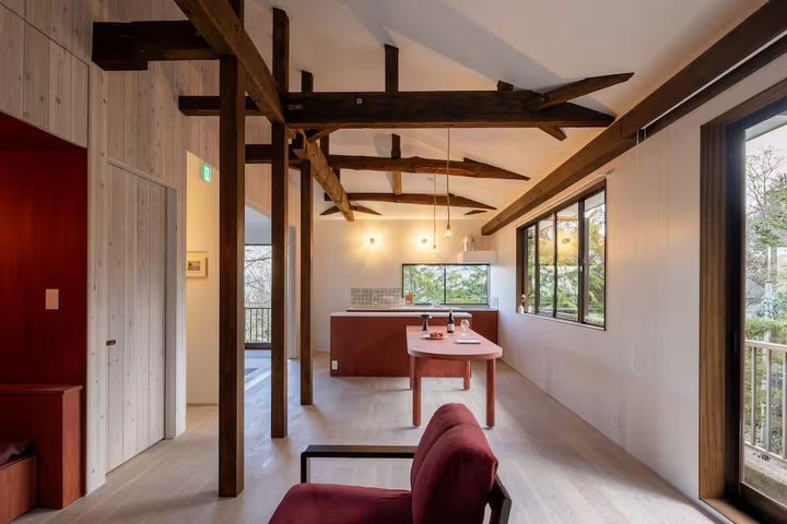 リビングダイニング／Photo：Airbnb