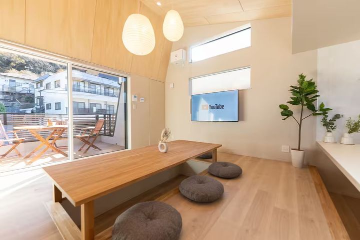 リビングダイニング／Photo：Airbnb