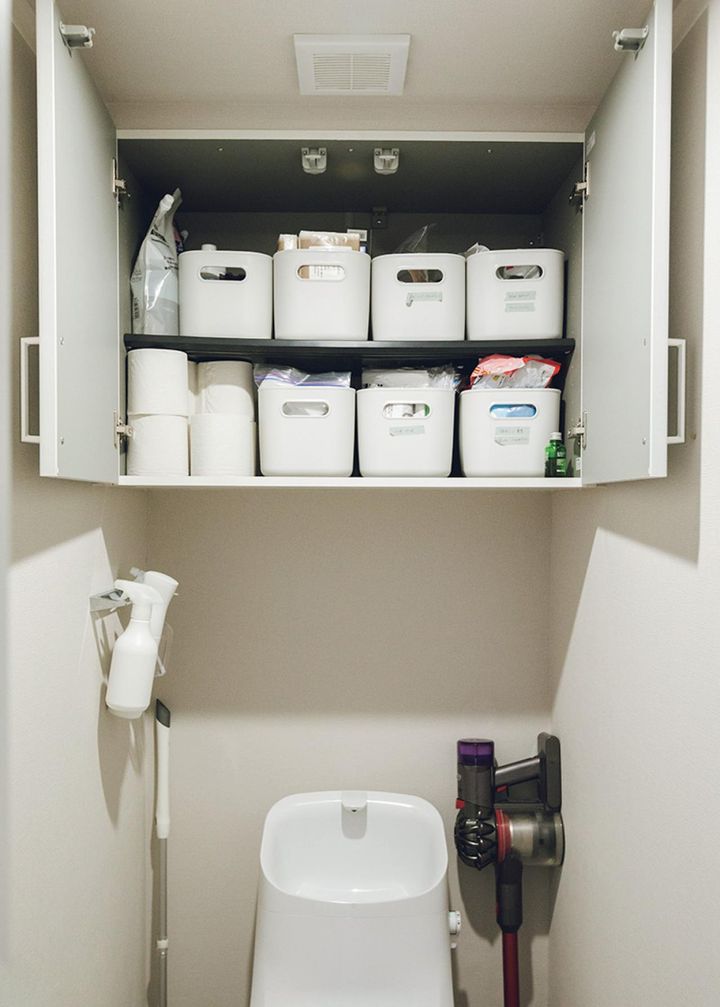 ストックはトイレ収納に