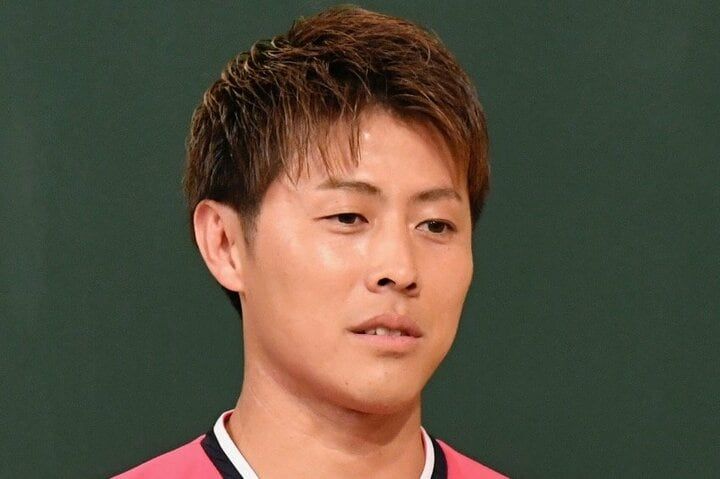 【写真・画像】殺害予告、抑うつ状態、過呼吸…”天才”と呼ばれた元サッカー日本代表、どん底に落ちたきっかけ明かす「俺ってこんな弱い人間だったのか」 1枚目