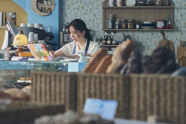 昼間はフランス留学を夢見るパン職人のソンジ [c]2025 CJ ENM Co., Ltd., FILMMAKERS R&K ALL RIGHTS RESERVED